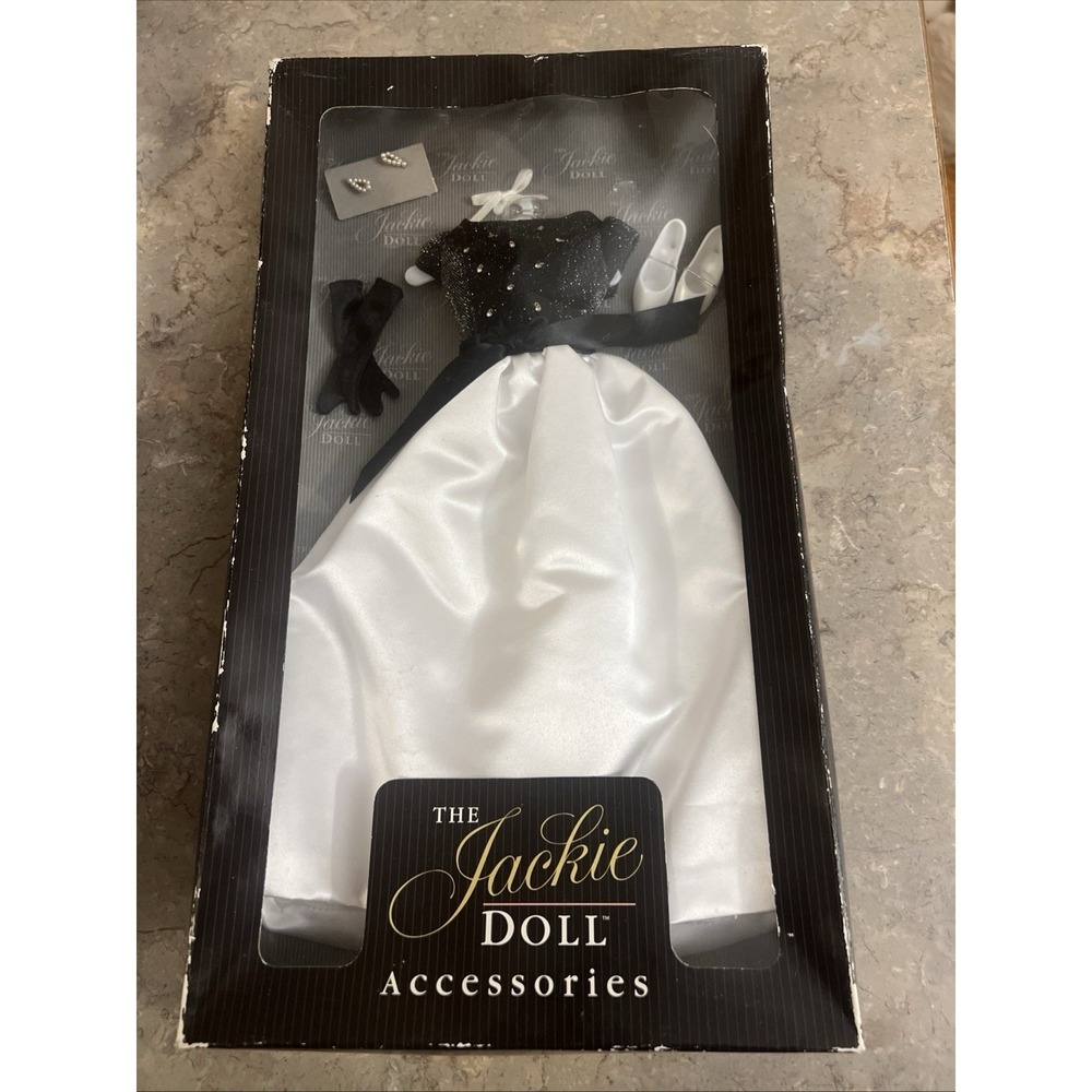 Franklin Mint Jackie Kennedy BLACK AND WHITE GOWN